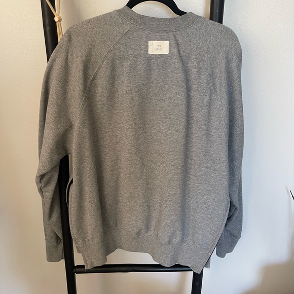 Fear of God Essentials Crewneck - Picture 3 of 5